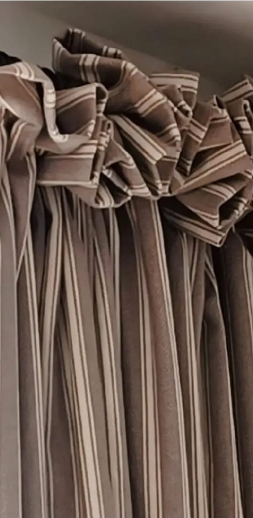 made-to-measure, bespoke,&nbsp;curtains &amp; blinds